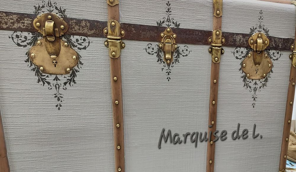 Gallery Image Alt Text